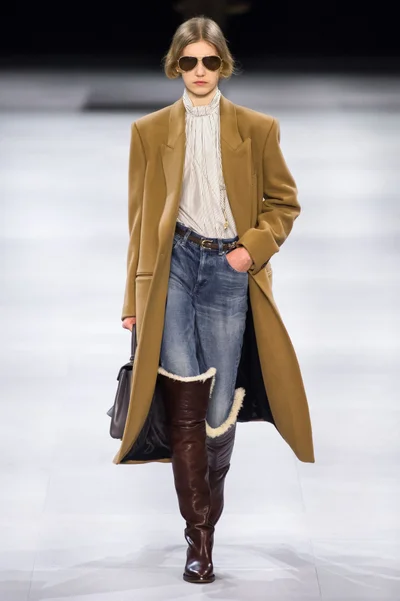 Look 11